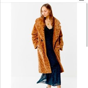 Parisian chic Faux Fur coat - Like new - Size S